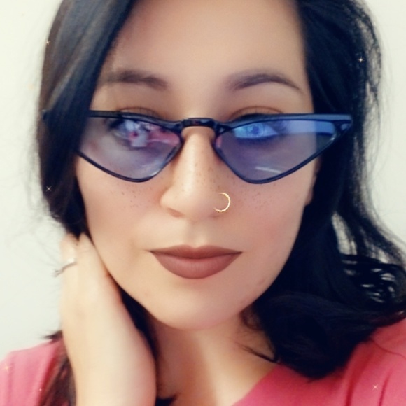 Aesthetic Fashion Small Cat Eye Sunglasses - Picture 4 of 4